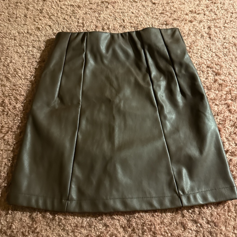 Streetwear Society Olive Mini Skirt